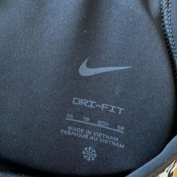 NWT NIKE INDY BRA PADDED - Picture 4 of 5